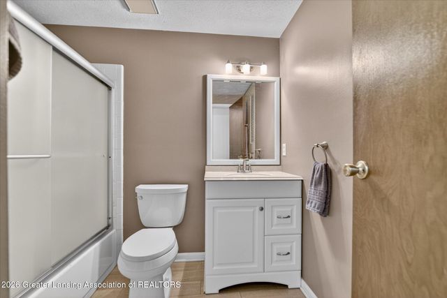 6310 Sunhollow Lane, Haslett, MI 48840