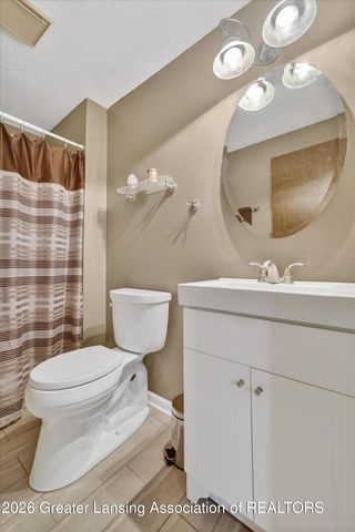 6310 Sunhollow Lane, Haslett, MI 48840