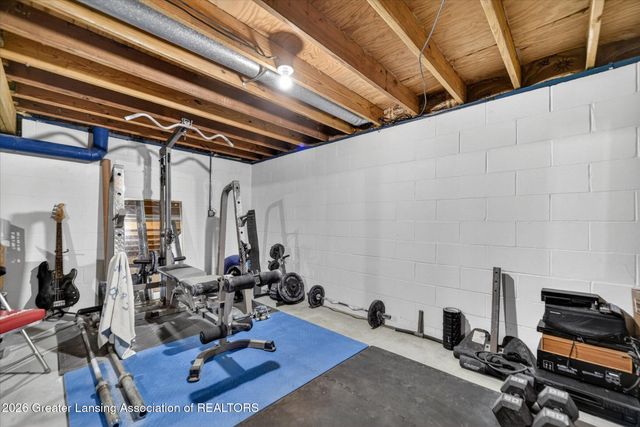 6310 Sunhollow Lane, Haslett, MI 48840