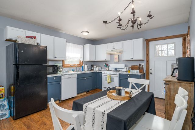 684 Ash Loop Road, Blue Ridge, GA 30513