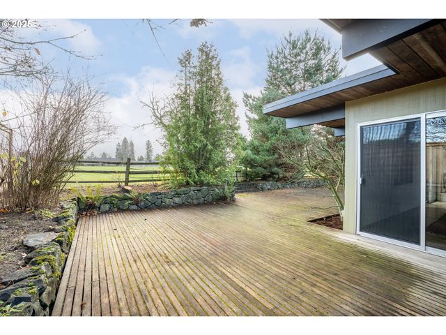 2720 Nw FOREST Ave, Beaverton, OR 97006