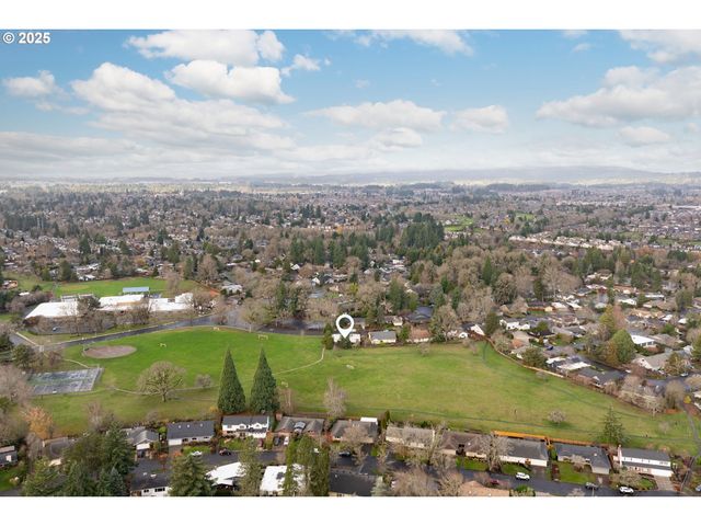 2720 Nw FOREST Ave, Beaverton, OR 97006