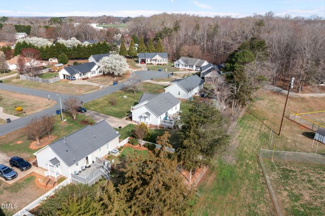 8 Lea Lane, Mebane, NC 27302