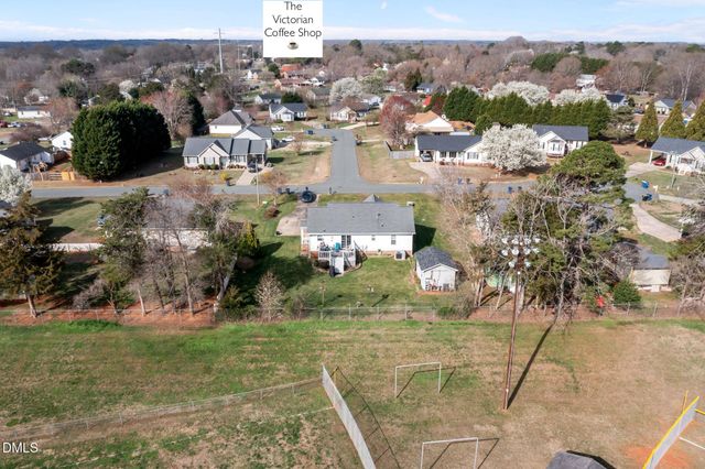 8 Lea Lane, Mebane, NC 27302