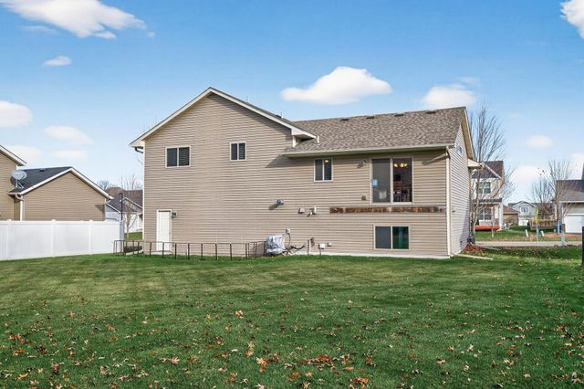 19124 Johnson Street NW, Elk River, MN 55330