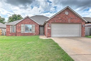 6016 S 36th Street, Rogers, AR 72758