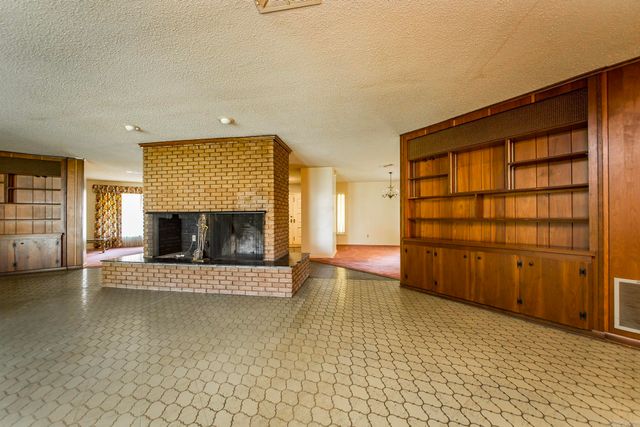 314 SE 5th Street, England, AR 72046