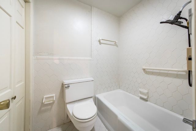 314 SE 5th Street, England, AR 72046