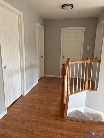 12 Wren Way Ct, Stafford, VA 22554