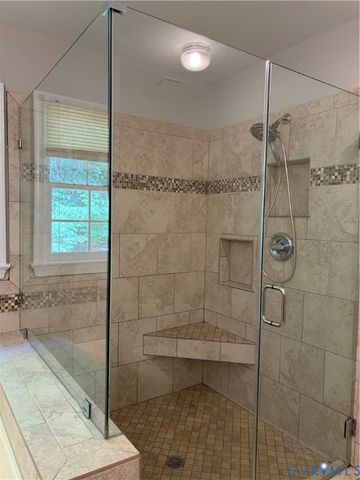 12 Wren Way Ct, Stafford, VA 22554
