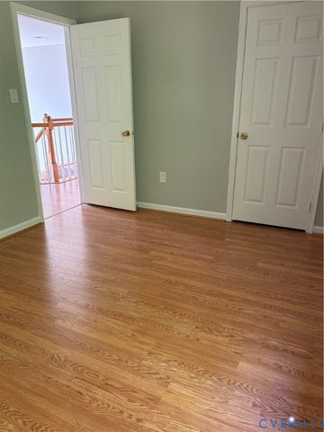12 Wren Way Ct, Stafford, VA 22554