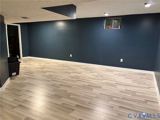 12 Wren Way Ct, Stafford, VA 22554