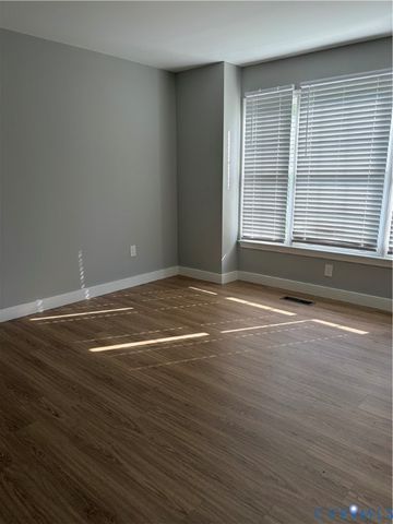 12 Wren Way Ct, Stafford, VA 22554