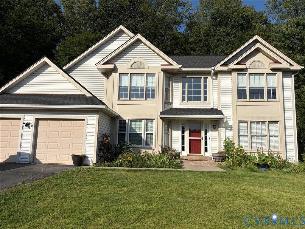 12 Wren Way Ct, Stafford, VA 22554