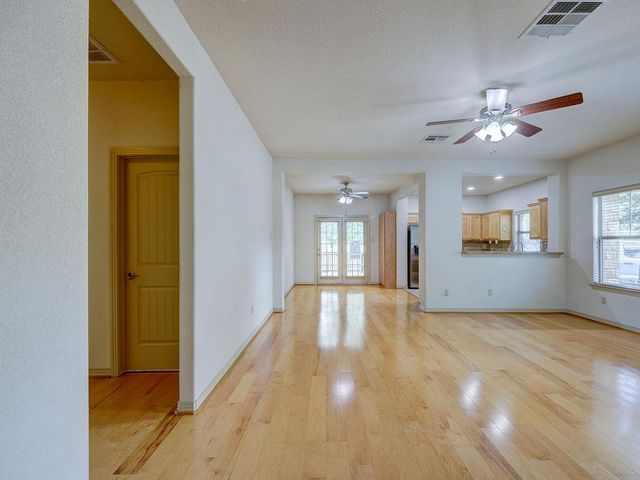 9707 Anderson Mill RD 22, Austin, TX 78750