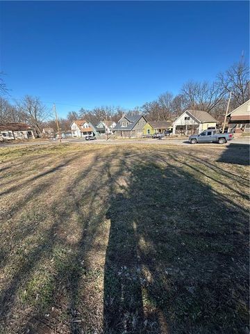 2332 Lister Avenue, Kansas City, MO 64127