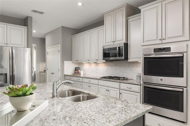 3809 VOYAGEURS COURT, Apopka, FL 32712