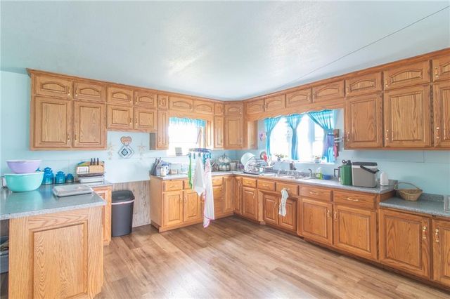 810 SW 1101 Road, Holden, MO 64040