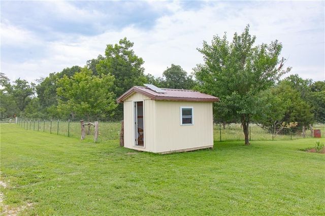 810 SW 1101 Road, Holden, MO 64040