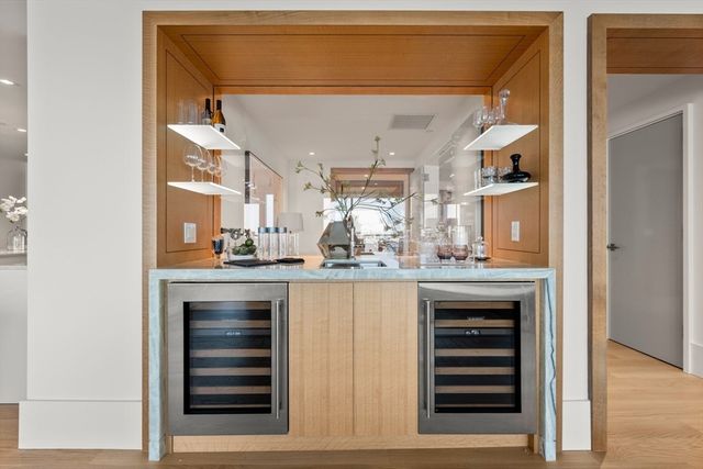 150 Seaport Boulevard 15CD, Boston, MA 02210