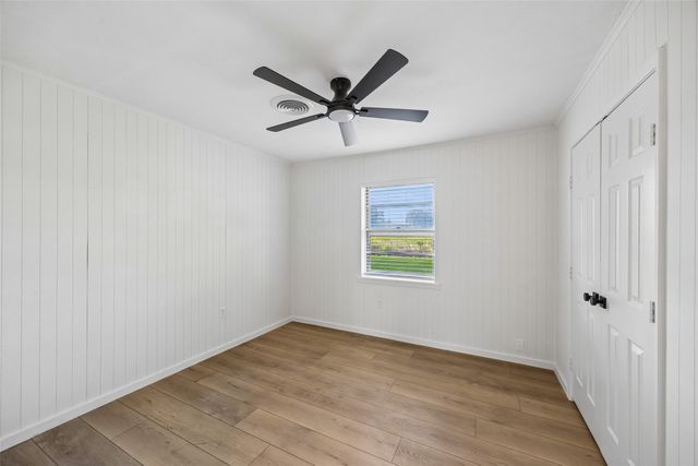 104 E Oak Street, Gunter, TX 75058
