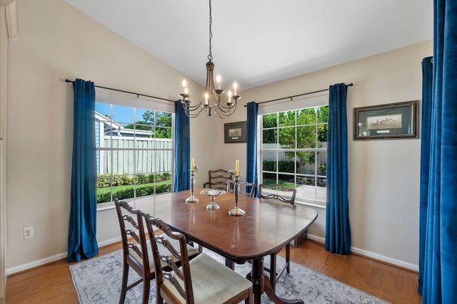 364 Park Forest Way, Wellington, FL 33414