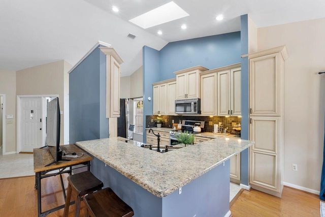 364 Park Forest Way, Wellington, FL 33414