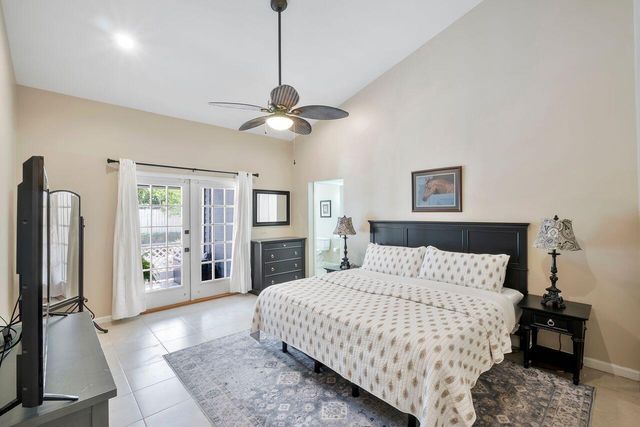 364 Park Forest Way, Wellington, FL 33414