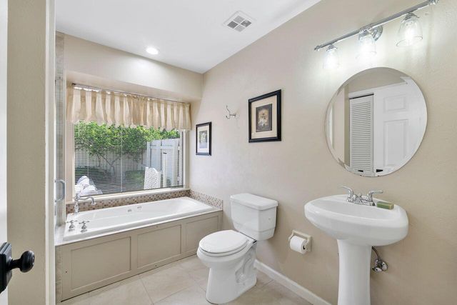 364 Park Forest Way, Wellington, FL 33414