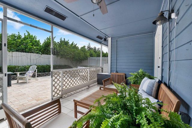 364 Park Forest Way, Wellington, FL 33414