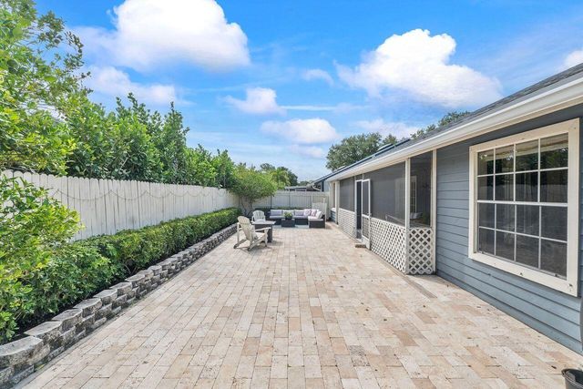 364 Park Forest Way, Wellington, FL 33414