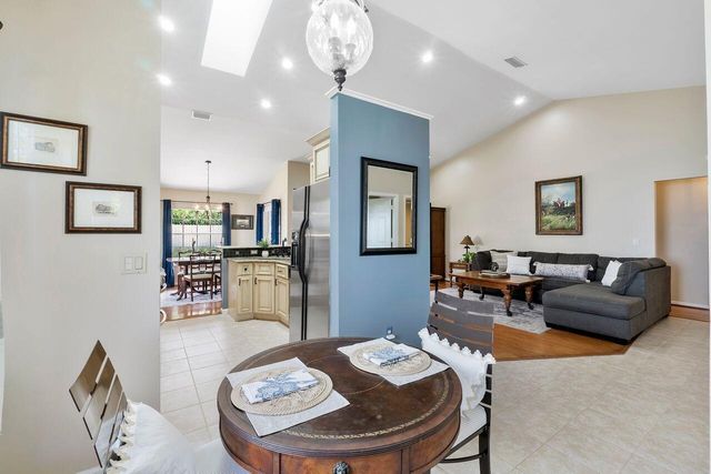 364 Park Forest Way, Wellington, FL 33414