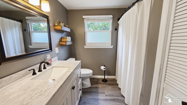 11042 Katherine Street, Taylor, MI 48180