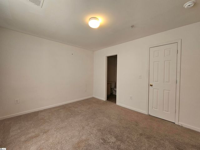 142 University Village Drive, Central, SC 29630