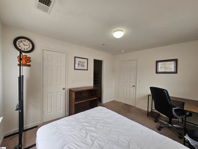 142 University Village Drive, Central, SC 29630