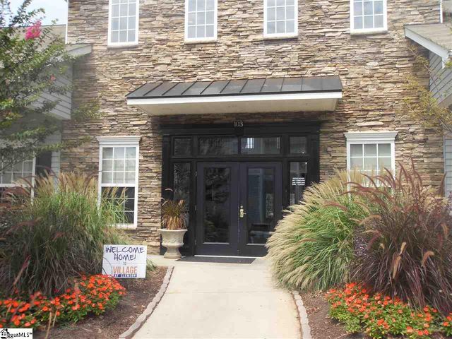 142 University Village Drive, Central, SC 29630