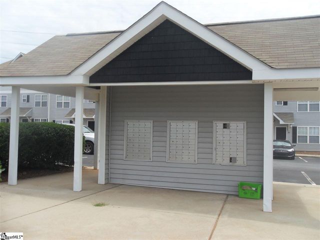 142 University Village Drive, Central, SC 29630
