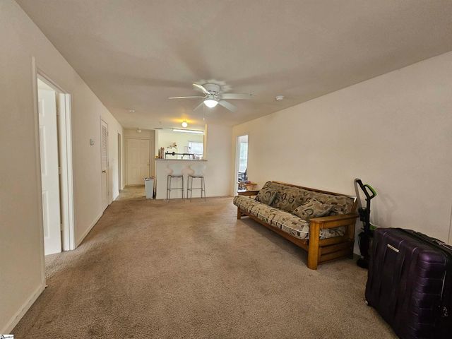 142 University Village Drive, Central, SC 29630