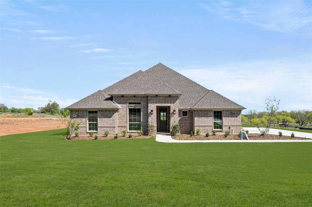 707 Shadle Road, Poolville, TX 76487