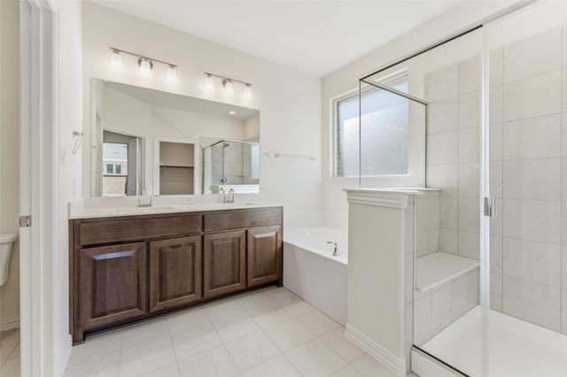 3511 Helena Street, Gainesville, TX 76240