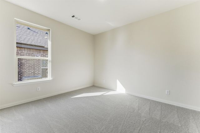 3511 Helena Street, Gainesville, TX 76240