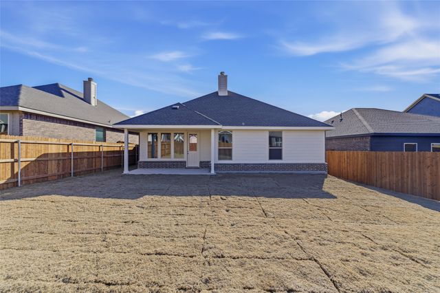 3511 Helena Street, Gainesville, TX 76240