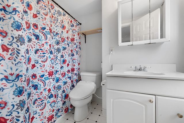 526-528 Medford St. 1, Boston, MA 02129