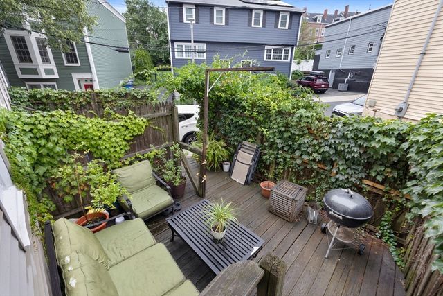 526-528 Medford St. 1, Boston, MA 02129