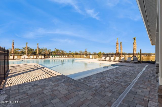 996 Champion Ridge Drive, Daytona Beach, FL 32124