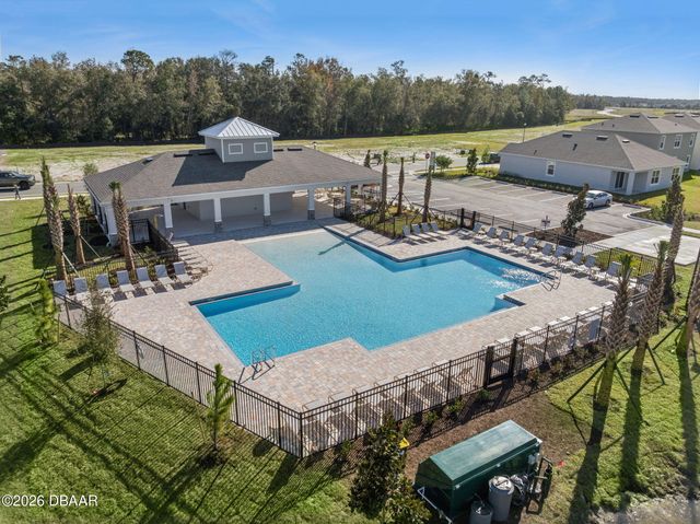 996 Champion Ridge Drive, Daytona Beach, FL 32124