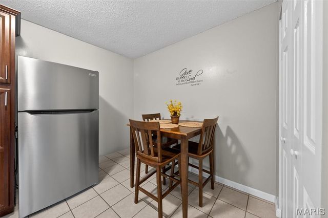 2844 Blackforest Drive C, St Louis, MO 63129