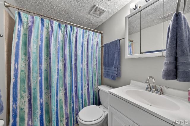 2844 Blackforest Drive C, St Louis, MO 63129