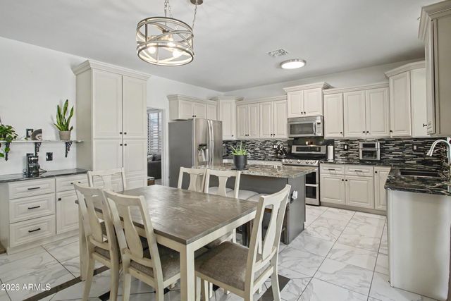 577 N Newport Street, Chandler, AZ 85225