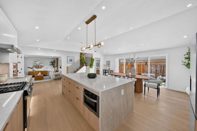 2922 Cabrillo Avenue, Santa Clara, CA 95051